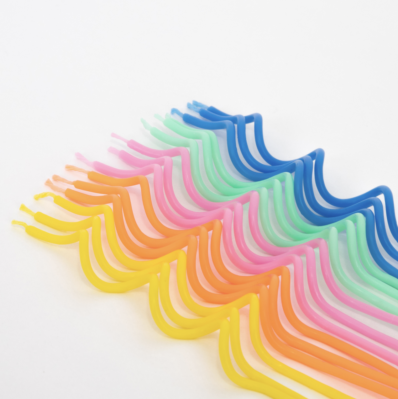Mixed Colours Swirly Candles - Pack of 20